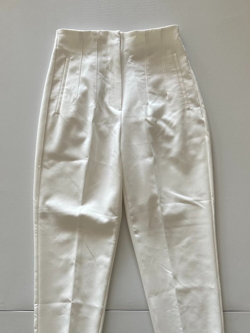 Zara Women's High Waisted White Dress Pant Trousers Pleated Polyester Size M
